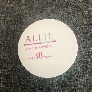 Kanebo ALLIE Mineral UV-cut powder SPF38+++